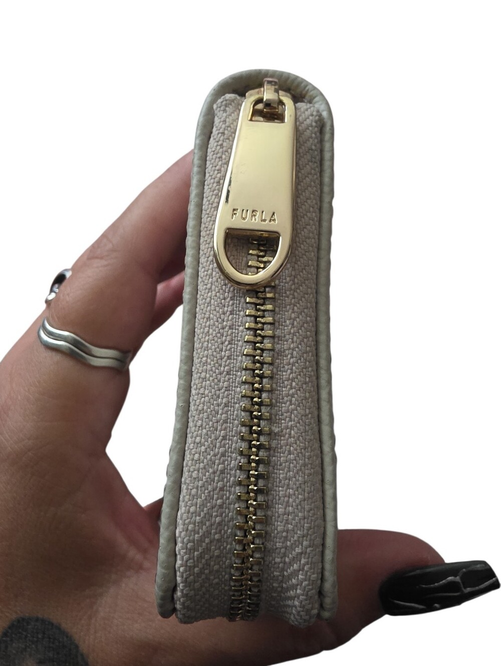 Furla Classic XL Zip-around Wallet - Picture 7 of 7